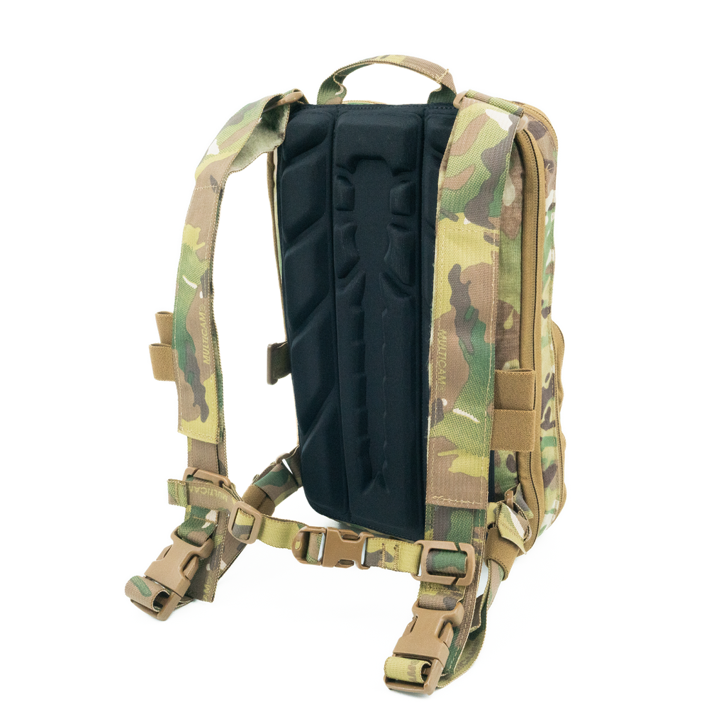fp_backpad-1-1-blk-ws05-2000x2000_1.webp